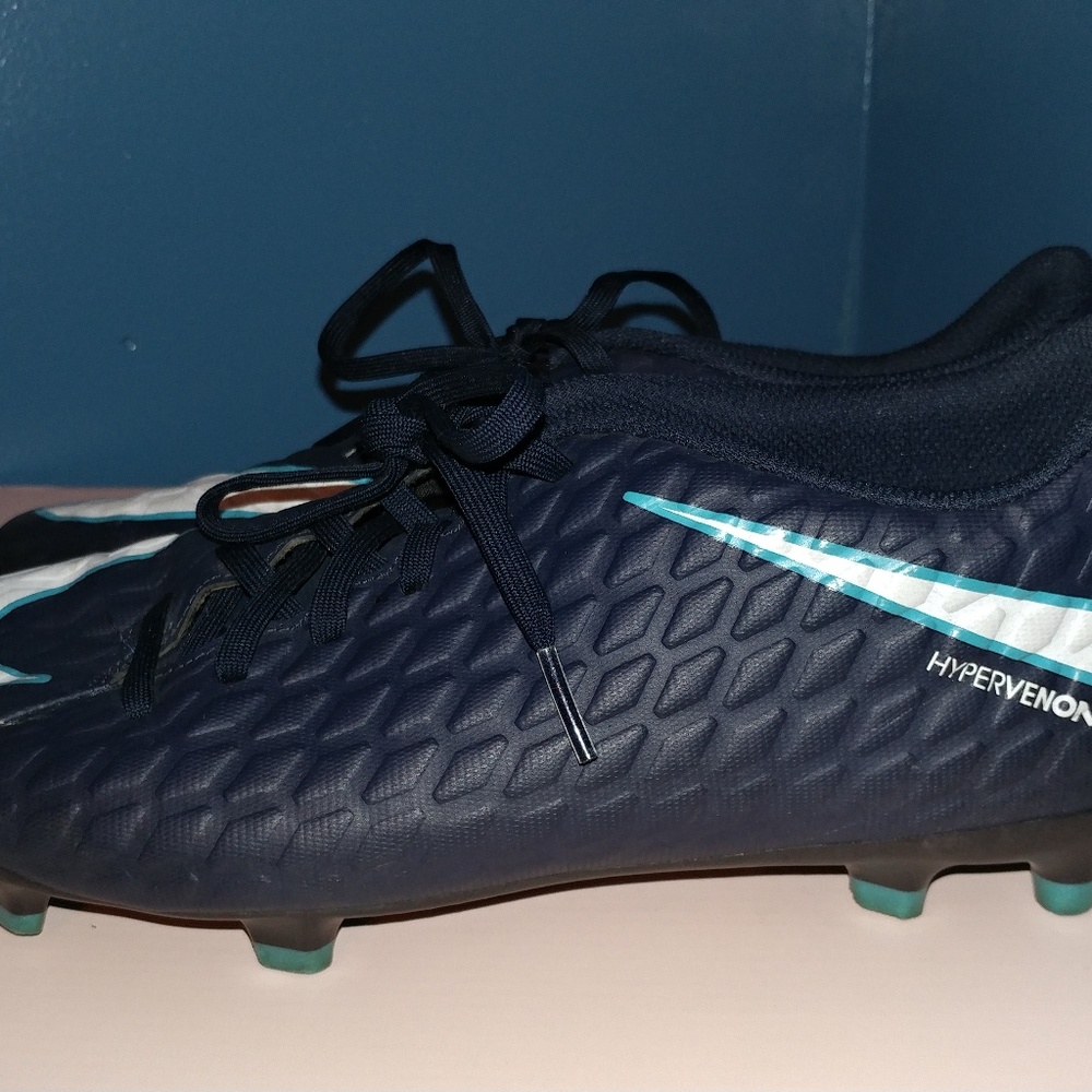 Mens soccer cleats